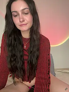 lunalovelee online show from November 2025 05:25:02 PM