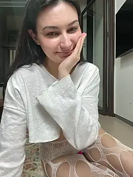 lunalovelee online show from March 2026 01:04:02 PM