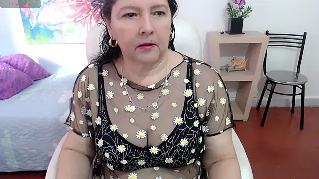 Snapshot of leonela_69 chatting on March 2025 09:21:01 PM leonela 69 online show from March 2025 09:21:01 PM