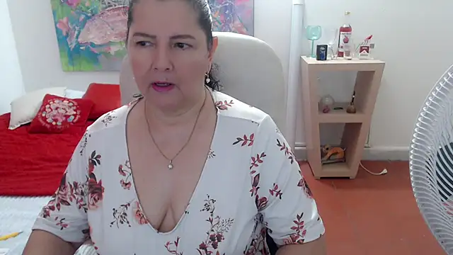 leonela 69 online show from December 2025 02:16:01 AM