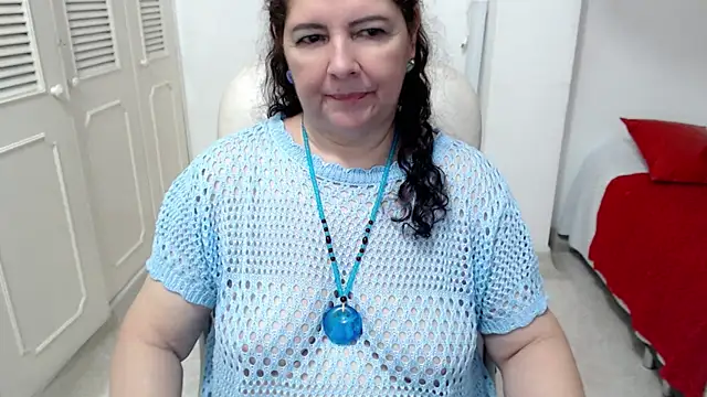 leonela 69 online show from June 2026 11:43:01 PM