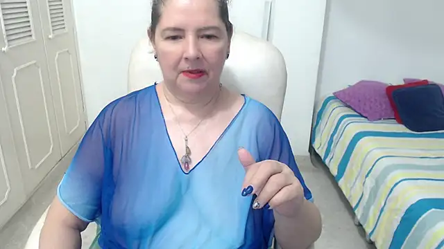 leonela 69 online show from May 2026 10:41:02 PM