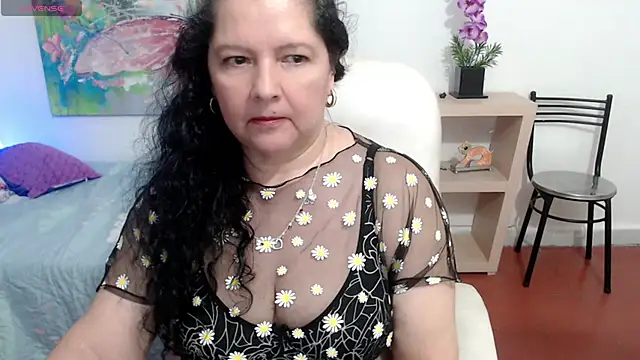 Snapshot of leonela_69 chatting on March 2025 04:02:02 AM leonela 69 online show from March 2025 04:02:02 AM