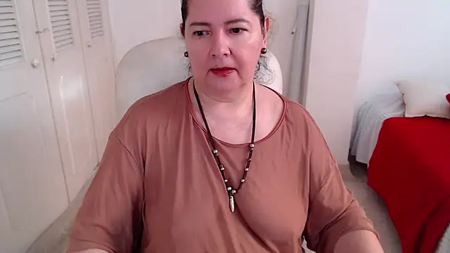 leonela 69 online show from June 2026 12:22:01 PM