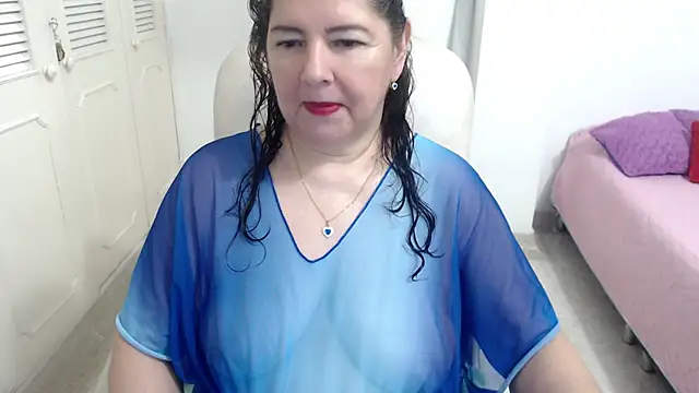 leonela 69 online show from April 2026 12:35:02 AM
