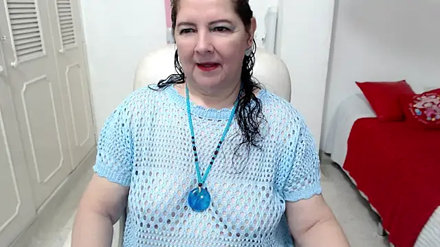 leonela 69 online show from June 2026 11:31:02 PM