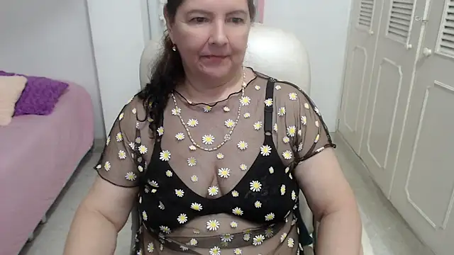leonela 69 online show from July 2026 04:19:01 AM