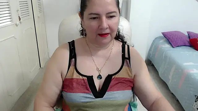 leonela 69 online show from April 2026 12:28:02 AM