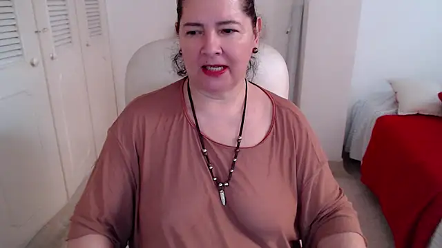 leonela 69 online show from June 2026 11:38:01 AM
