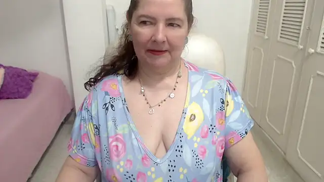 leonela 69 online show from July 2026 11:26:01 PM