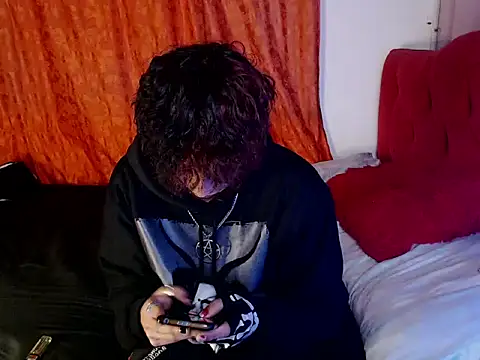 Alien Twink online show from September 2025 03:12:02 AM