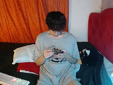 Alien Twink online show from September 2025 02:07:01 AM