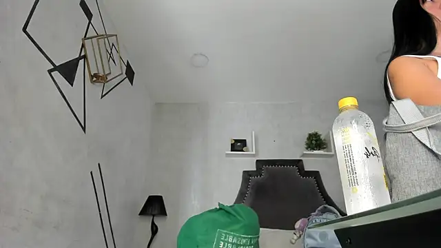 EmiliaRose  online show from February 2026 09:12:01 PM