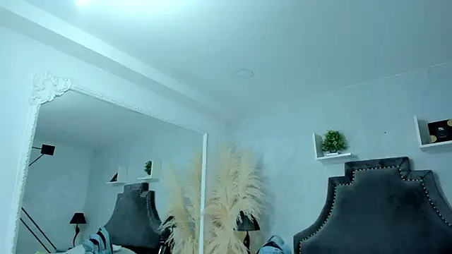 EmiliaRose  online show from February 2026 09:10:02 PM