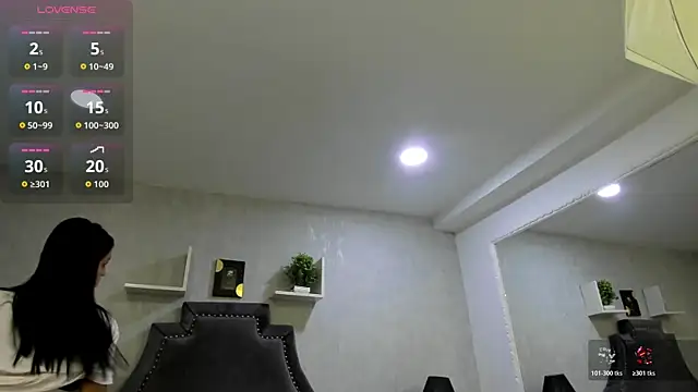 EmiliaRose  online show from October 2025 08:44:01 PM
