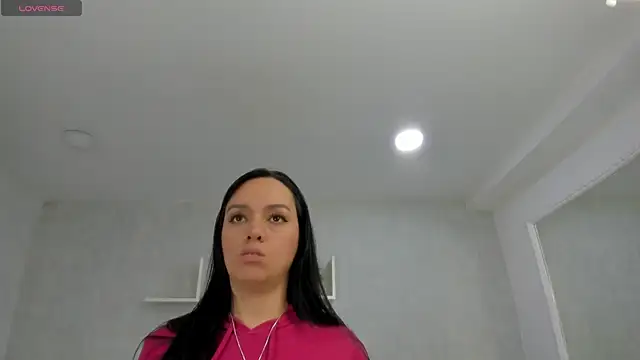 EmiliaRose  online show from November 2025 08:58:02 PM