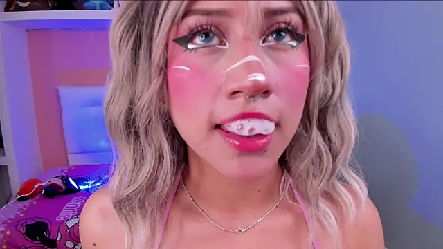 miss   megan online show from December 2025 09:39:01 PM