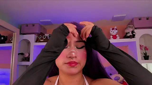 miss   megan online show from December 2025 02:32:02 AM