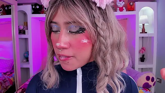 miss   megan online show from March 2026 02:23:02 AM