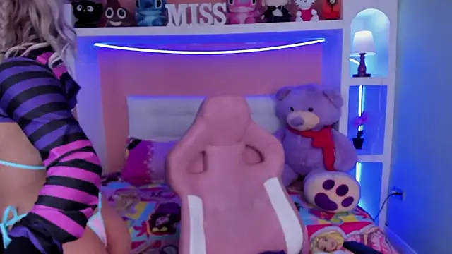 miss   megan online show from March 2026 02:27:01 AM