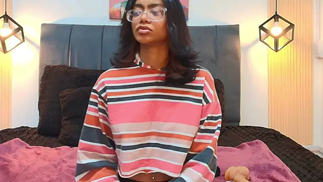 Alice simmons online show from November 2025 12:05:02 PM