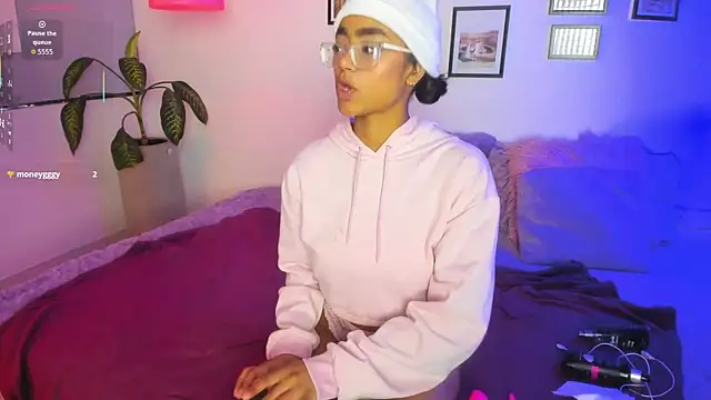 Alice simmons online show from February 2026 07:42:02 PM