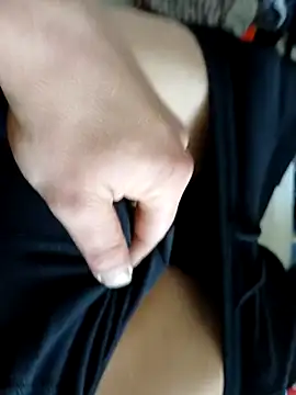 flo000031 online show from March 2025 12:49:02 PM