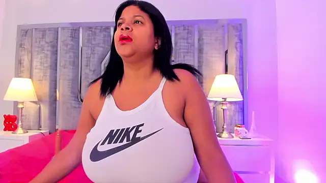 Ciara Benet online show from April 2026 12:01:01 PM