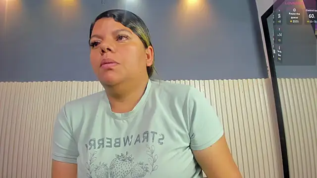 Aida-nicolle online show from October 2025 10:03:02 AM