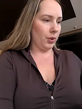 Mona Plus online show from February 2026 10:13:02 AM