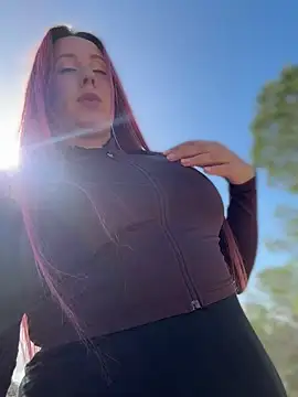 Mona Plus online show from March 2026 09:43:02 AM