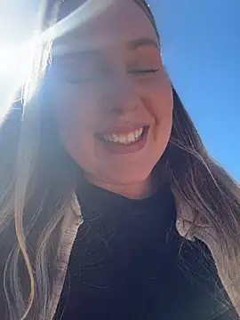 Mona Plus online show from March 2026 09:44:02 AM