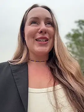 Mona Plus online show from April 2026 07:56:01 AM