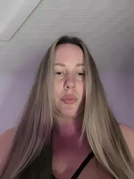 Mona Plus online show from January 2026 06:00:01 PM