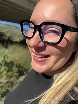 Mona Plus online show from March 2026 09:56:02 AM