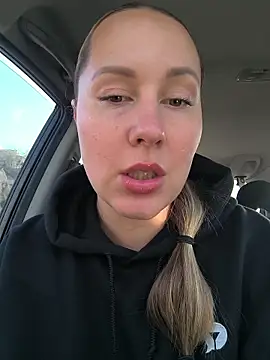 Mona Plus online show from November 2025 07:45:01 AM