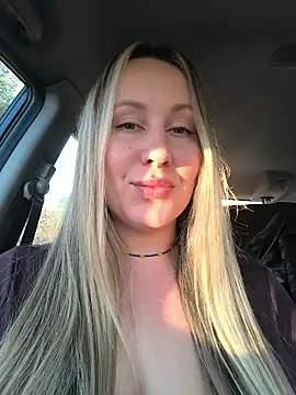 Mona Plus online show from November 2025 07:41:02 AM