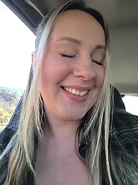 Mona Plus online show from November 2025 08:31:02 AM