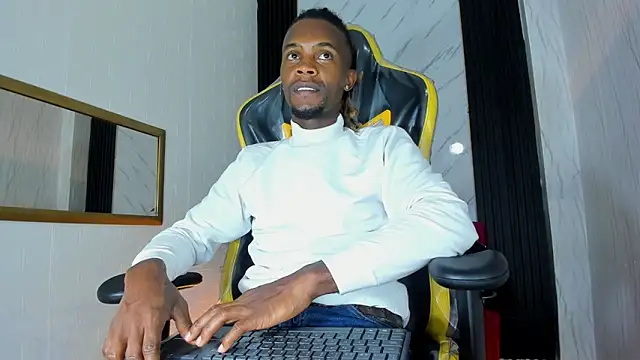 LooganX online show from February 2025 12:16:01 PM