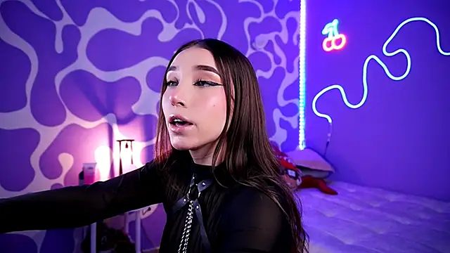 verosmit1 online show from March 2026 01:50:02 AM