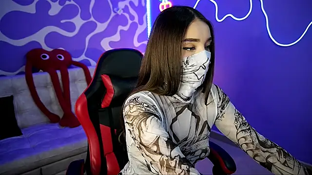 verosmit1 online show from November 2025 11:53:01 PM