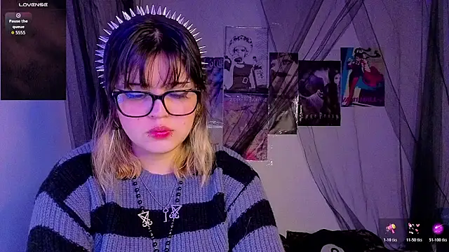 Snapshot of scarleth_shadow chatting on November 2025 11:59:01 PM scarleth shadow online show from November 2025 11:59:01 PM