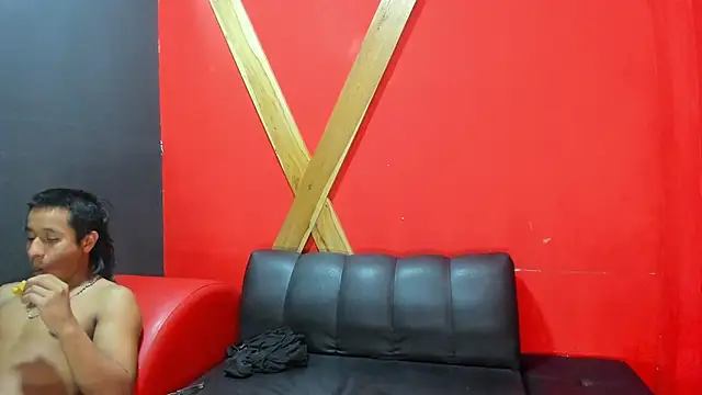 Snapshot of manuel_rey chatting on March 2025 12:19:01 AM manuel rey online show from March 2025 12:19:01 AM