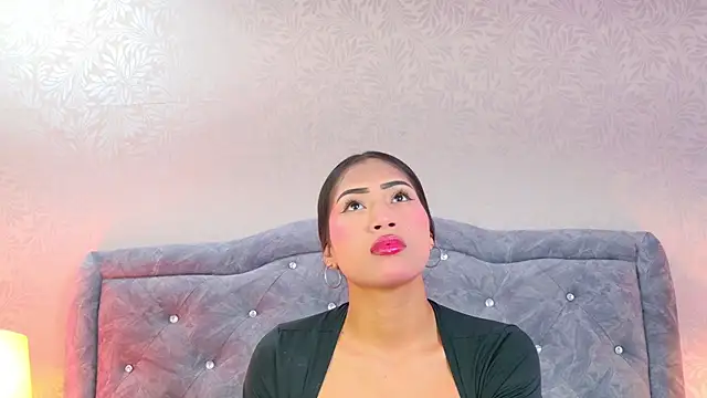 YesyHills online show from April 2026 11:50:01 AM