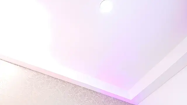 YesyHills online show from January 2026 12:00:01 PM