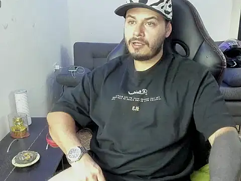 ragnar lothbrok777 online show from April 2026 10:16:01 PM