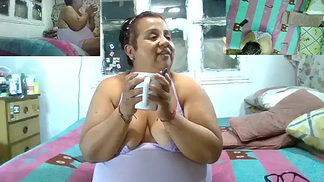 erinadarling79 online show from April 2026 02:37:02 AM