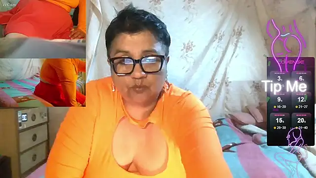 erinadarling79 online show from October 2025 02:24:02 AM