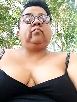 erinadarling79 online show from February 2026 03:12:02 PM