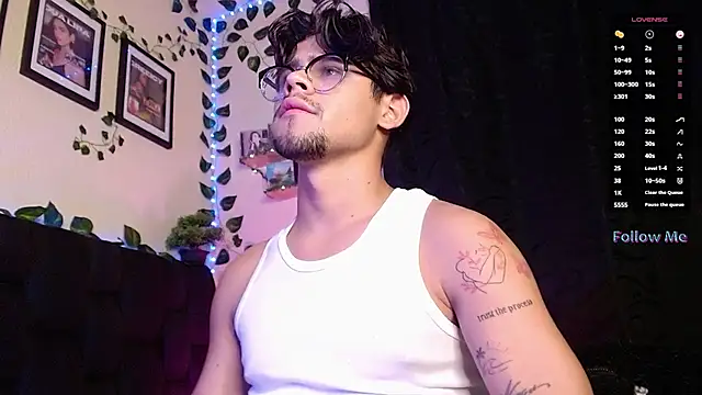 Snapshot of isaac-saenz chatting on February 2025 12:46:01 AM isaac-saenz online show from February 2025 12:46:01 AM